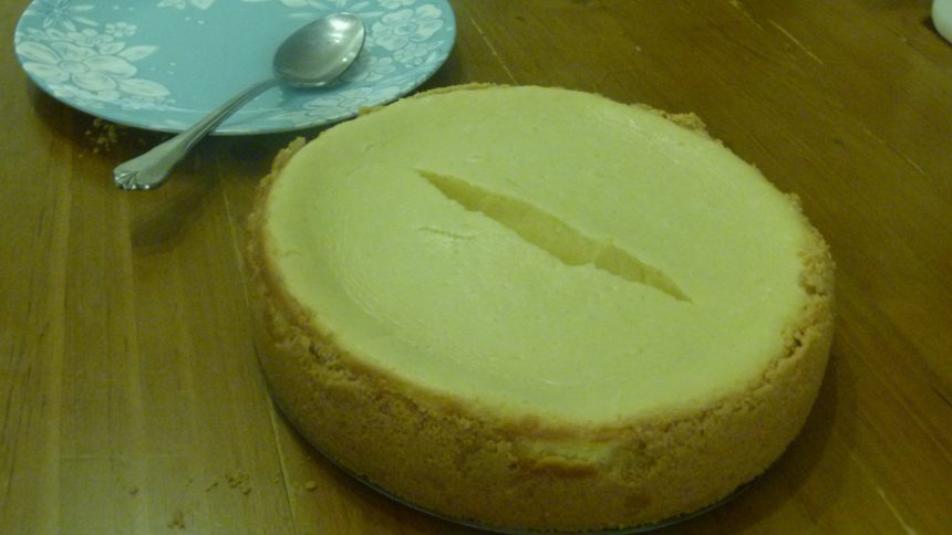 Failsafe Baked Vanilla Cheesecake